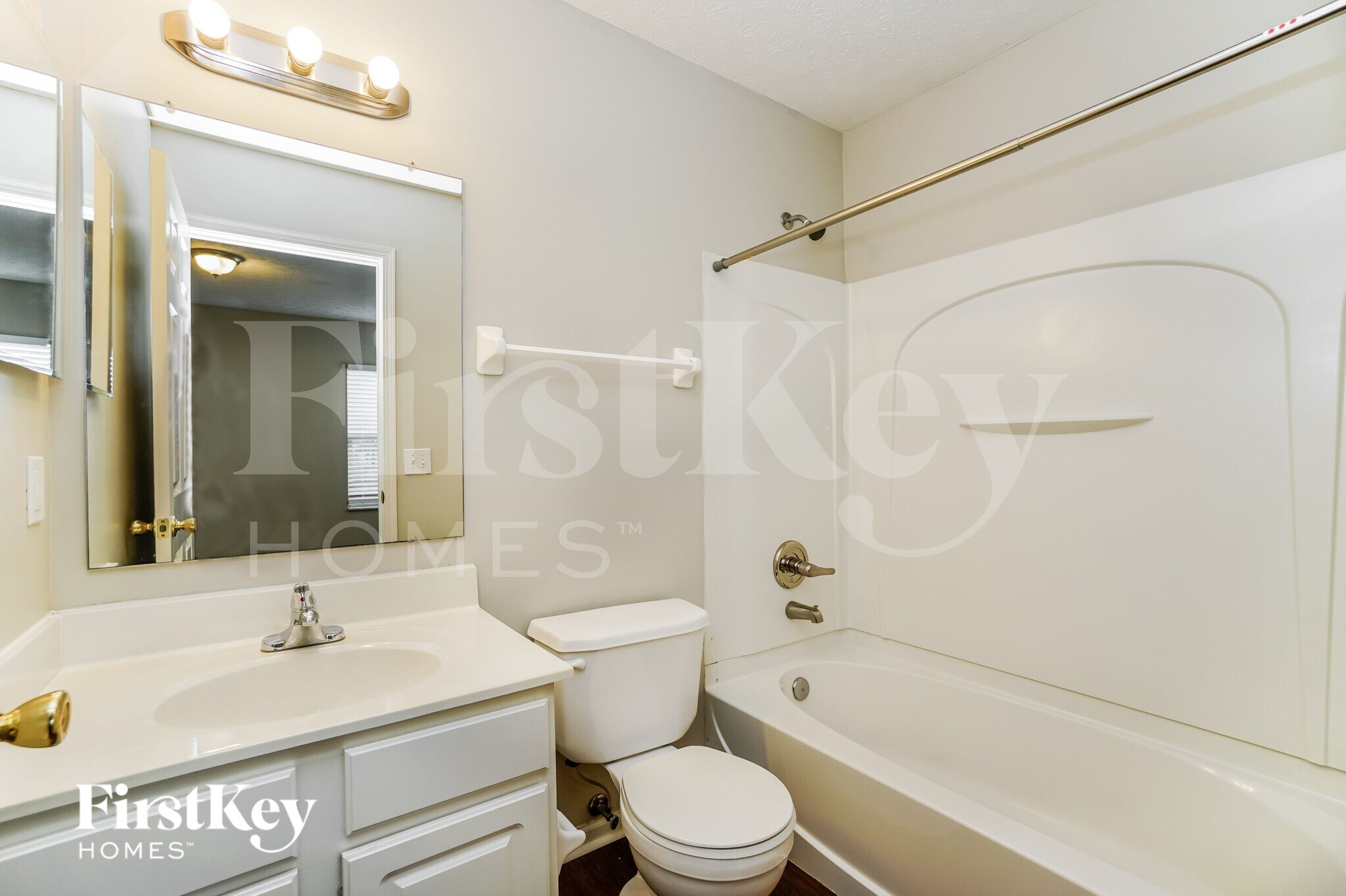 Building Photo - 714 Keltoncrest Dr