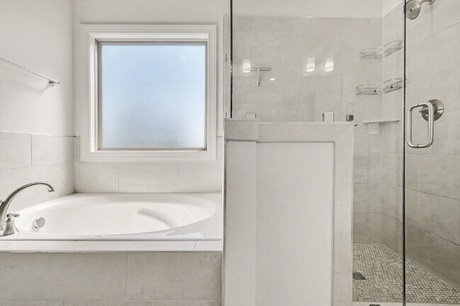 Building Photo - "Spacious 4-Bedroom Retreat with 3.5 Baths in Charming Mt. Juliet!" Beautiful Almost 1/2 Acre Lot...