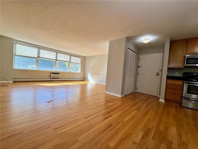 Building Photo - 3150 Excelsior Blvd