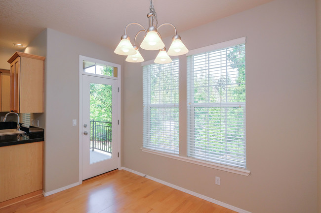 Building Photo - 5809 NE Orenco Gardens Dr