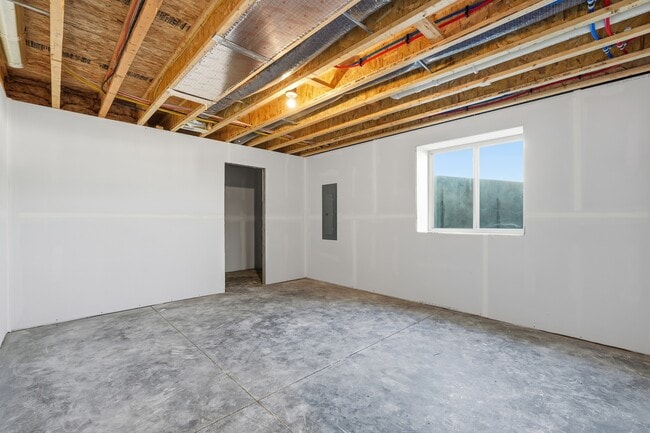 Building Photo - 720 Creekside Dr