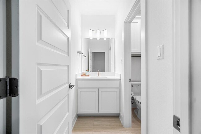 Building Photo - 303 Cartwheel Bend