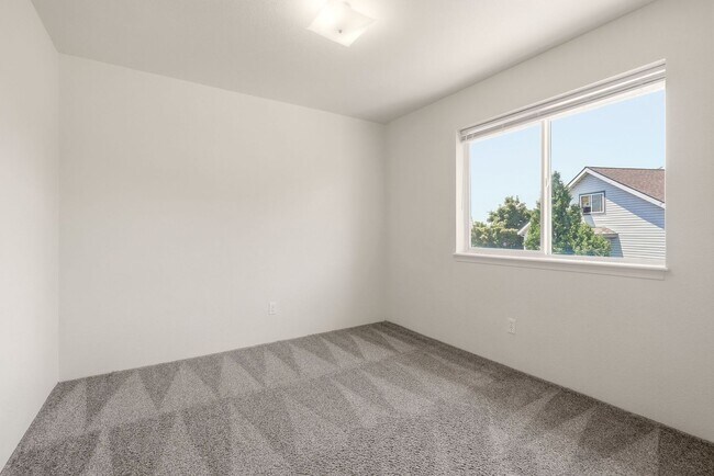 Building Photo - 3442abcd