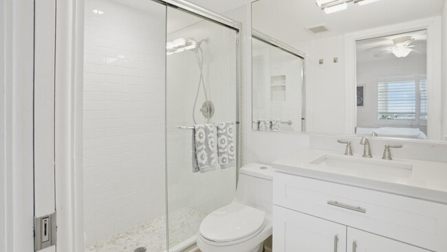 Building Photo - 921 Spanish Cir