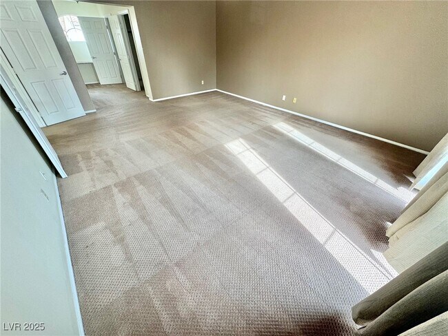 Building Photo - 8240 Tivoli Cove Dr