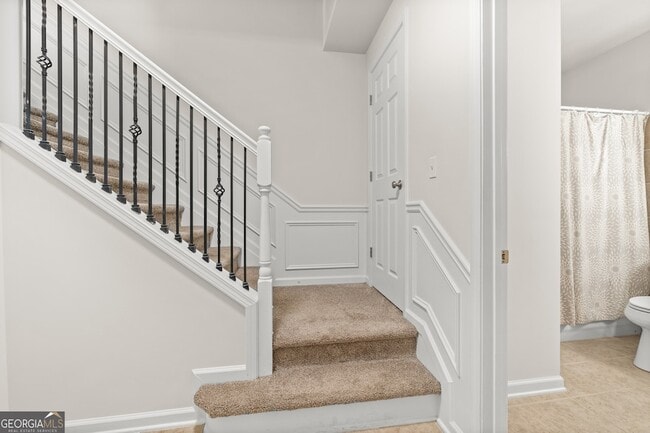 Building Photo - 4637 Wehunt Commons Dr