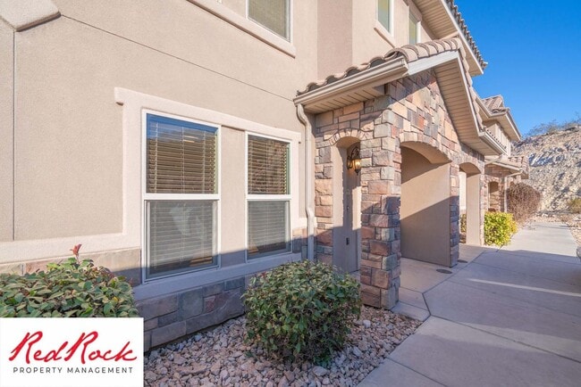 Building Photo - Beautiful 3 bedroom Cottage at Fossil Hill...