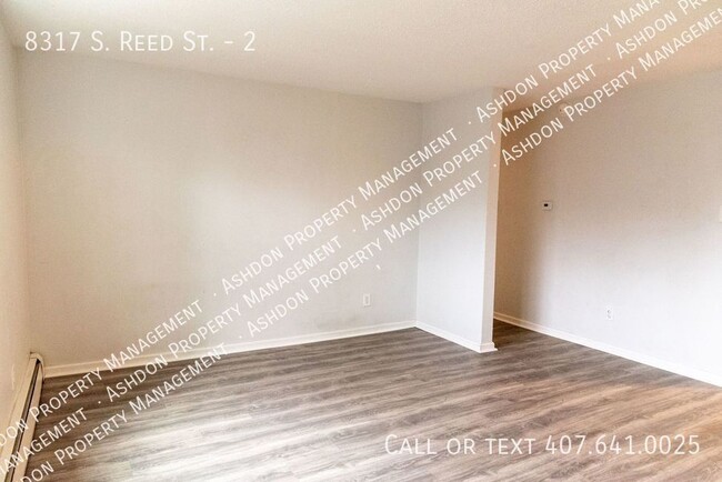 Building Photo - 2 Bed 1 Bath in Littleton!