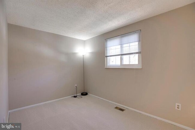 Building Photo - 10718 Freds Oak Ct