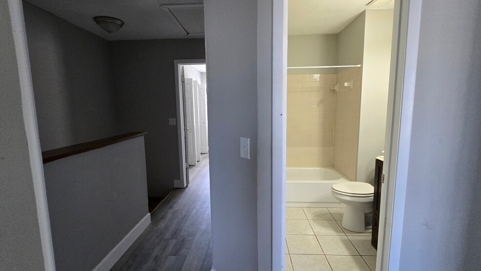 Building Photo - 12665 Castle Hill Dr