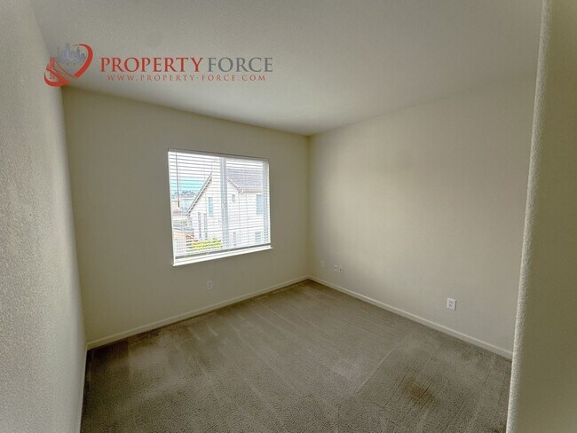 Building Photo - 31 Cymbidium Cir
