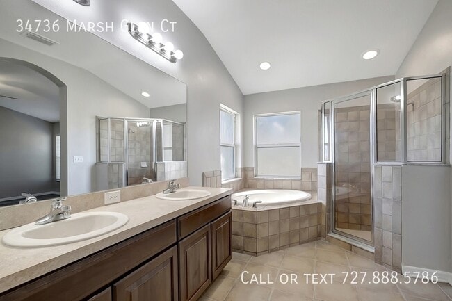 Building Photo - 34736 Marsh Glen Ct