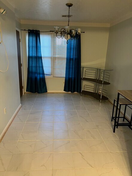 Building Photo - 1729 Prairie Cir