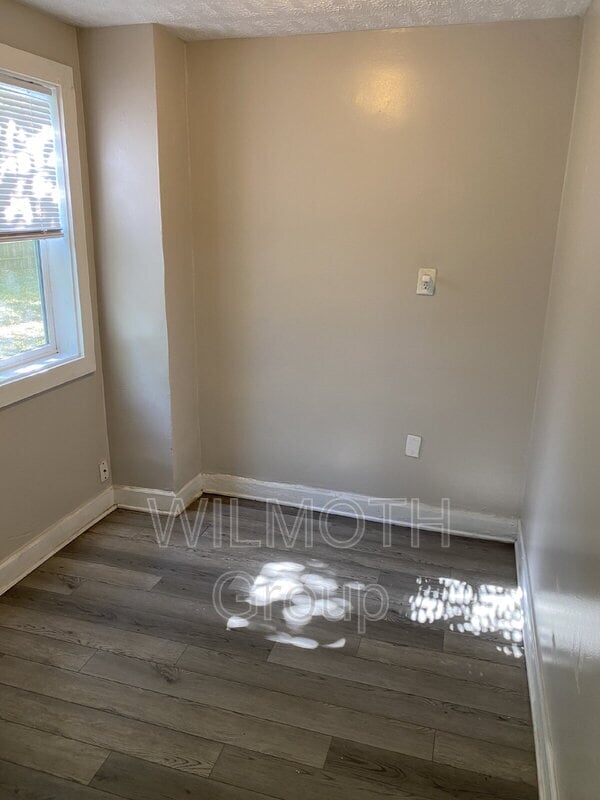 Building Photo - 2930 N Dearborn St