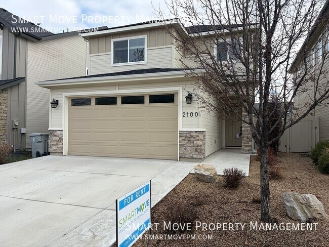 Building Photo - 2100 N Woodcreek St