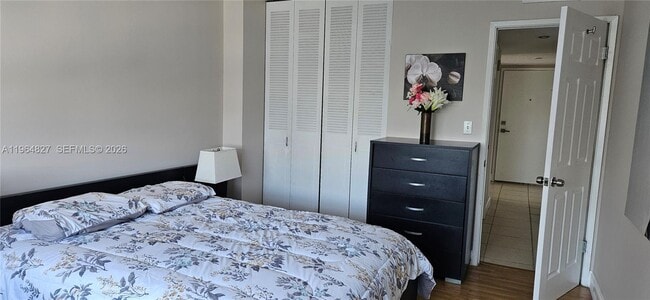 Building Photo - 2851 NE 183rd St