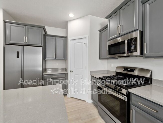Building Photo - 15083 S Reins Wy