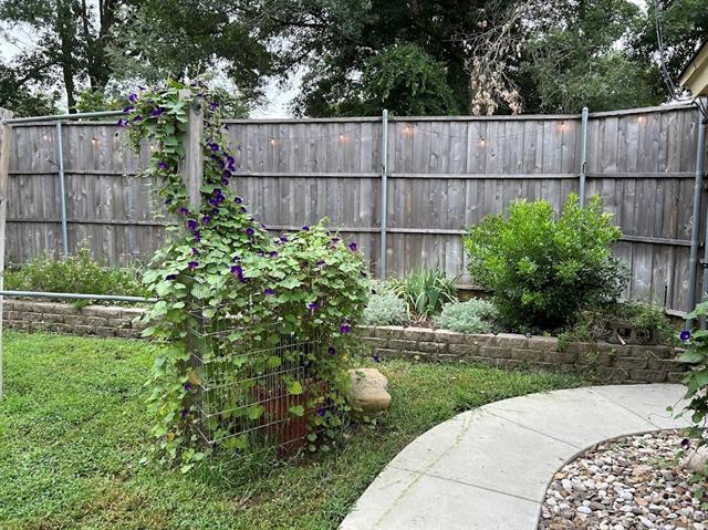 Building Photo - 3408 Greenbriar Ln