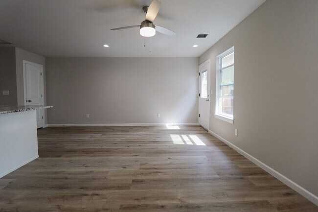 Building Photo - New Construction | 3 Bedroom | 2.5 Bathroom | Sand Springs