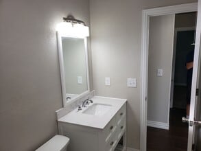 Building Photo - Home for rent