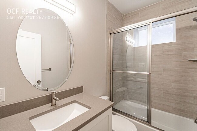 Building Photo - 5412 Chancellor St