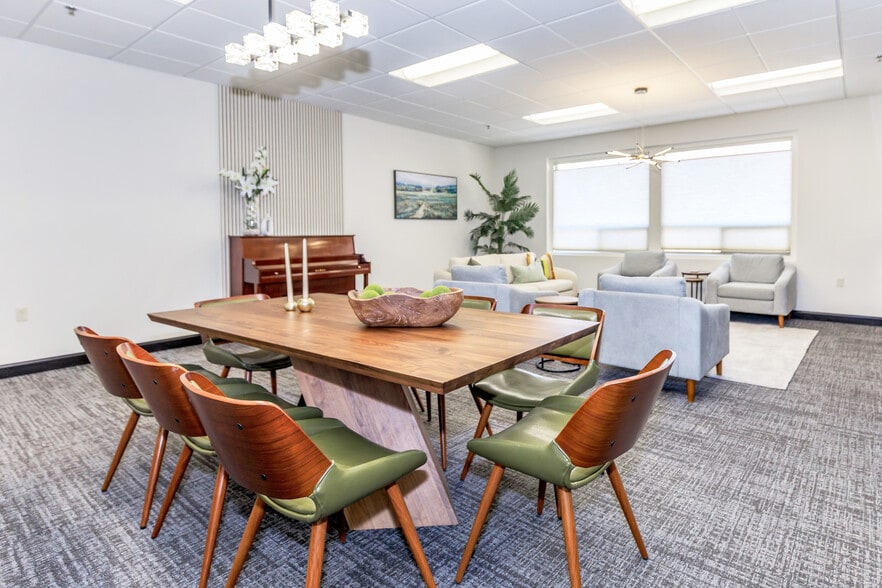 Clubhouse - Seasons on City Creek