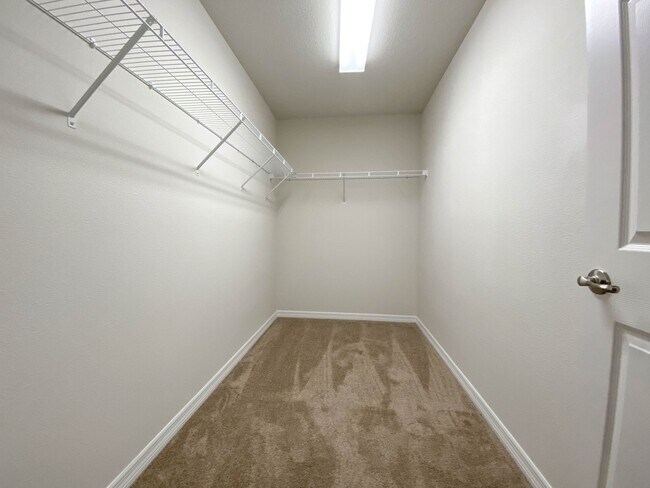 Building Photo - 13377 SW 86th Ave