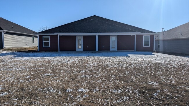 Building Photo - 709 Short Leaf Ln