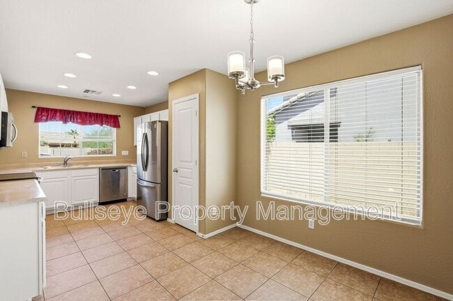 Building Photo - 21069 N Jocelyn Ln