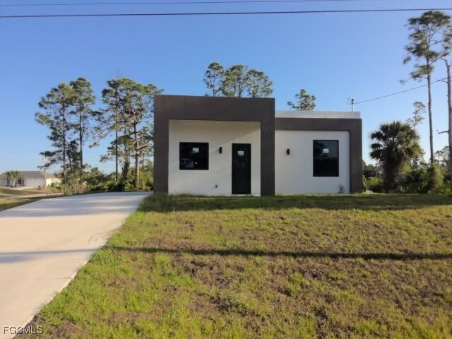 Primary Photo - 935 Panda Dr