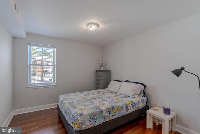 Building Photo - 223 S Collington Ave