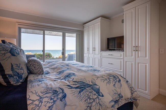 Building Photo - 1044 Ocean Blvd