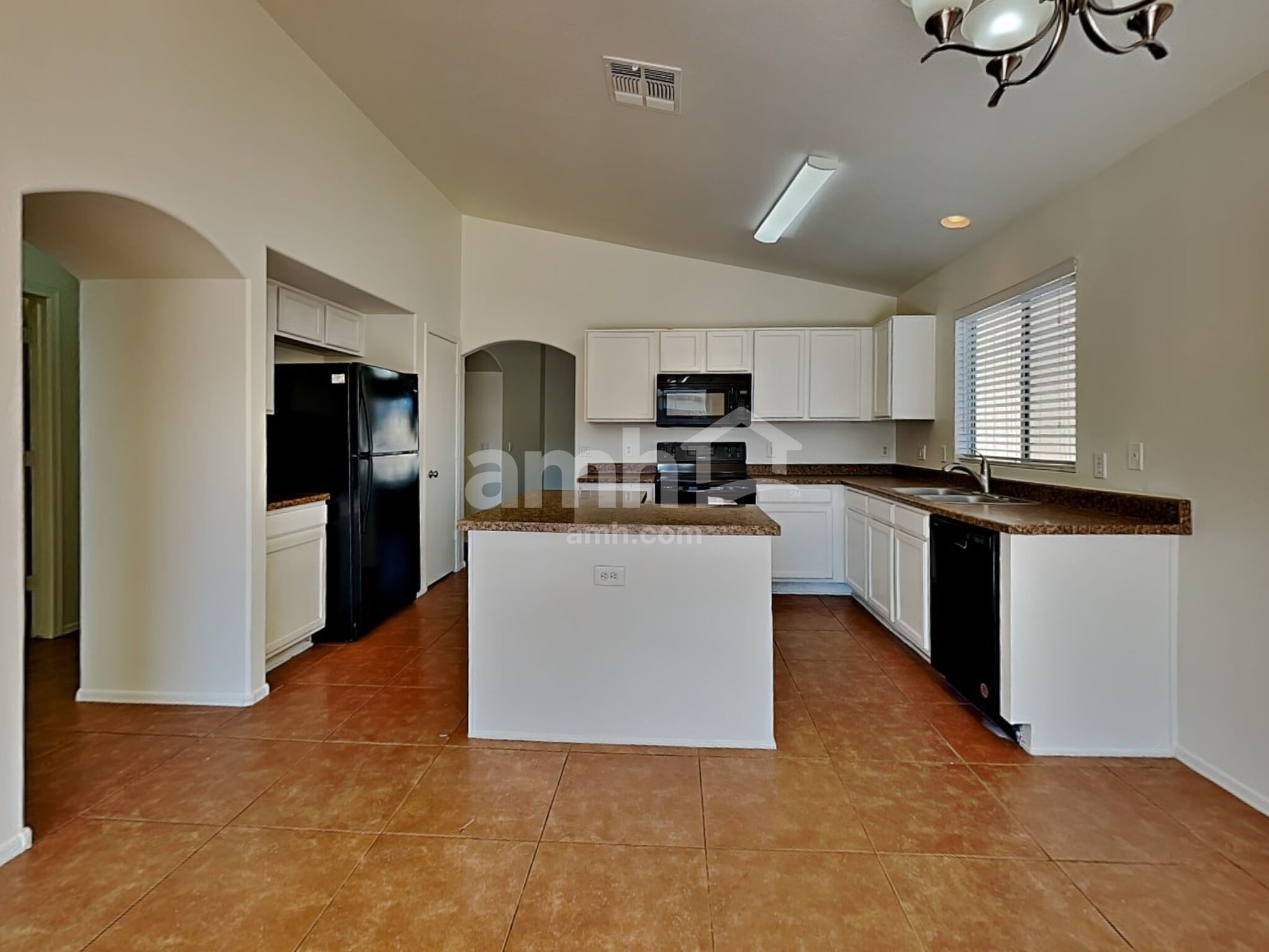 Building Photo - 12829 W Cherry Hills Dr