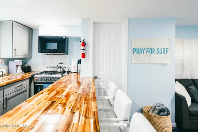 Building Photo - 13 Decatur Ave