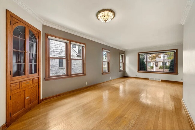 Building Photo - 2816 N 75th St