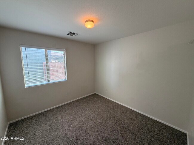 Building Photo - 8409 W Payson Rd