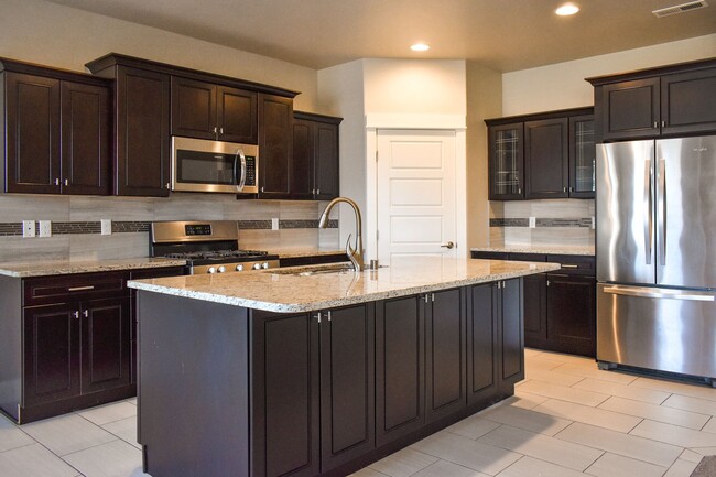 Building Photo - 2369 Delle Celle Dr