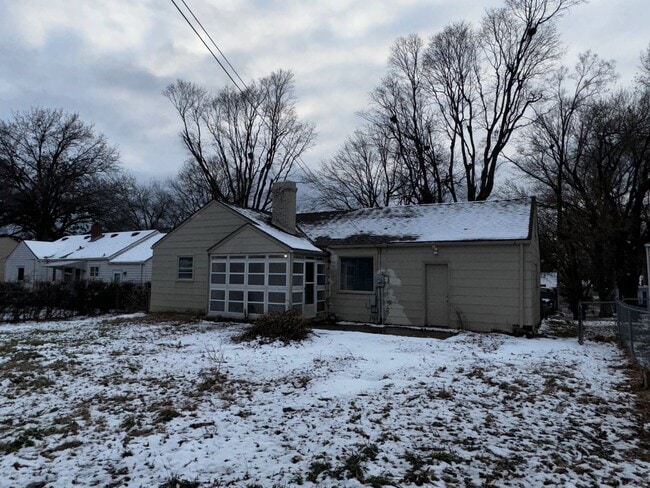 Building Photo - 3401 S Arlington Ave