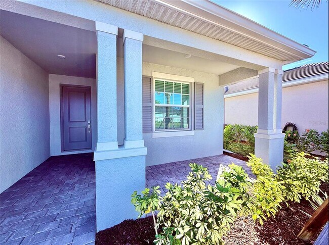 Building Photo - 10995 Pinot Dr