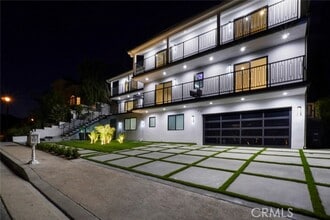 Building Photo - 3381 Oakmont View Dr