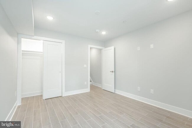 Building Photo - 5122 Ranstead St