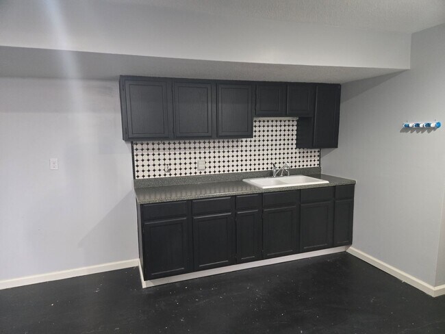 Building Photo - Beautiful Reserve at Heritage Park home!!!