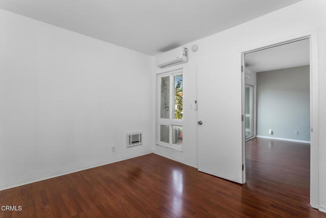 Building Photo - 355 S Los Robles Ave