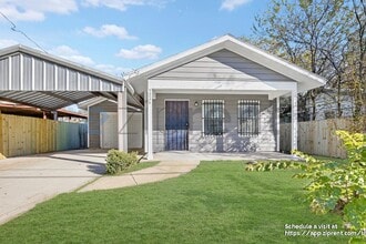 Building Photo - 3226 Navaro St