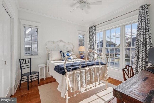 Building Photo - 215 E Chew Ave