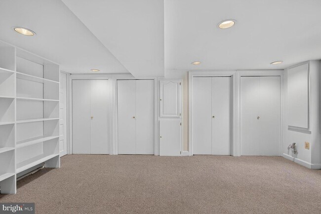 Building Photo - 3113 45th St NW