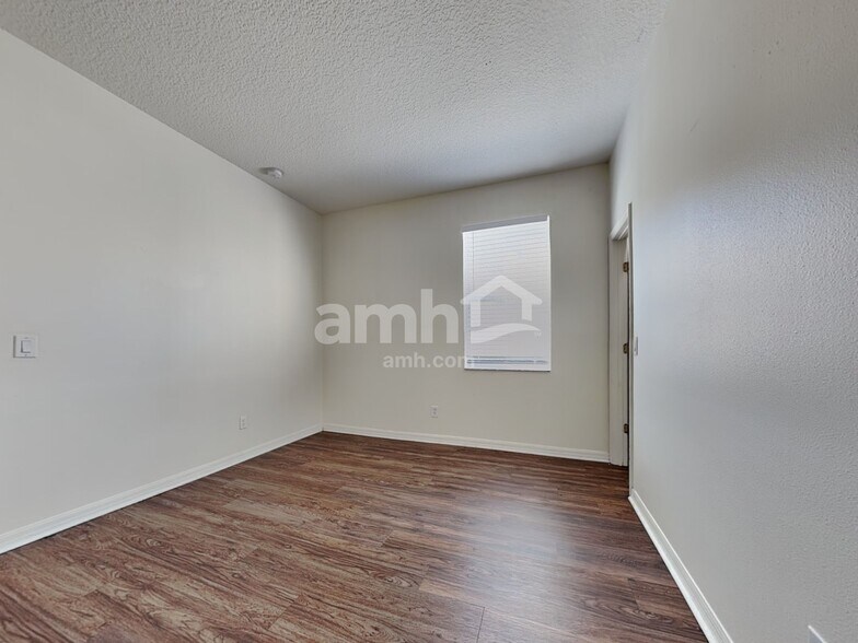 Building Photo - 437 Dunaway Dr