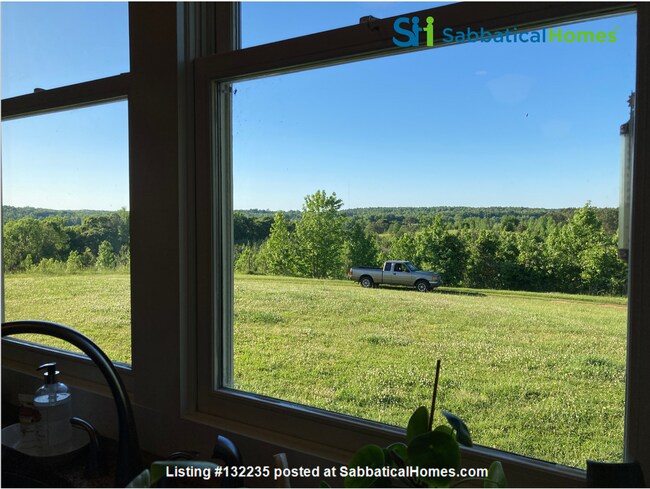 Building Photo - Turnkey Furnished Home on 5 Acres – Just B...