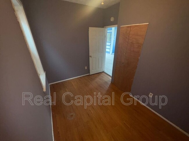 Building Photo - 22 Church St