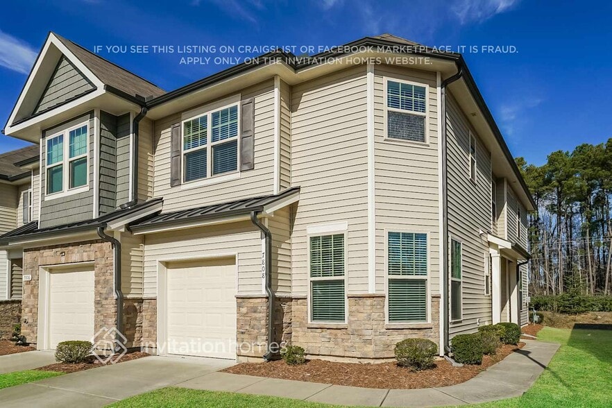 Primary Photo - 7808 Weathered Oak Way